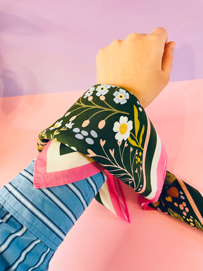 Backyard Garden Motive Scarf