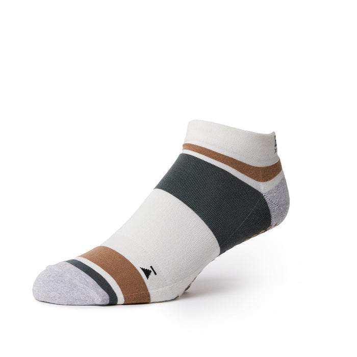 Base33 Low Rise Grip Socks | Socks > Grip | Base33 – Tavi Active