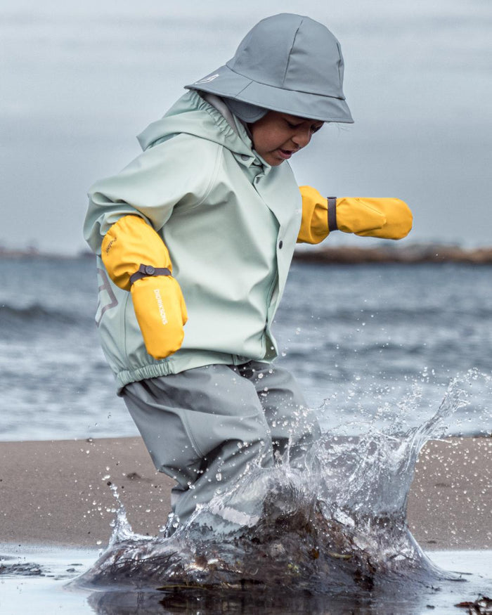 Ocean Mint coloured Didriksons Childrens Slaskeman Rain Set 2 on sea background #colour_ocean-mint