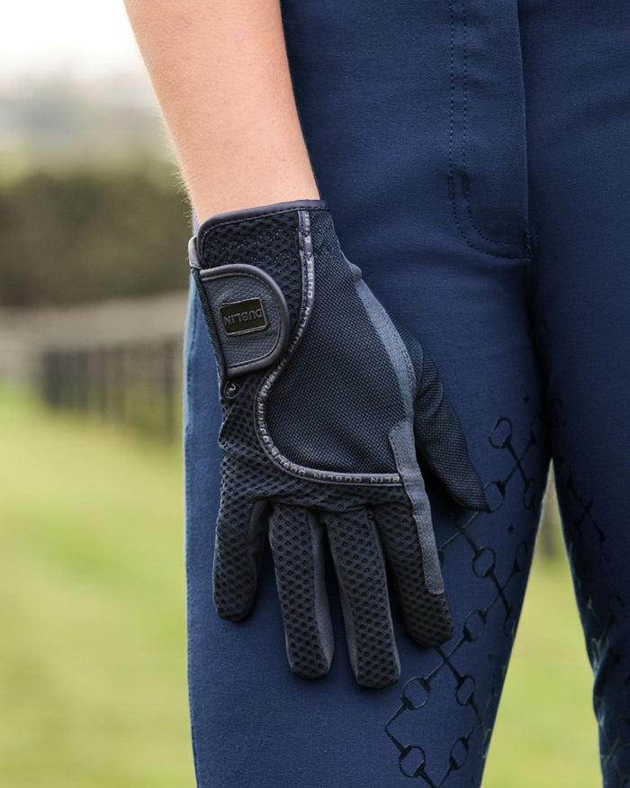 Navy Coloured Dublin Airflow Honeycomb Gloves on outdoor background #colour_navy