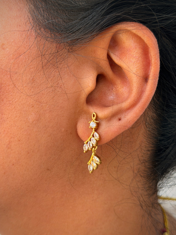 Elegant CZ Leaf Necklace Set