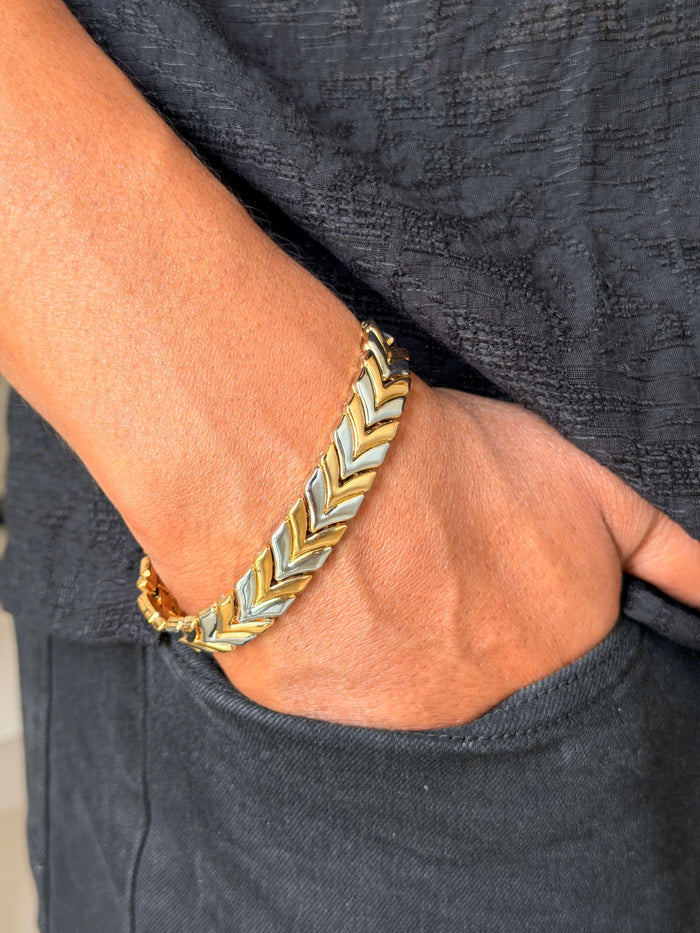 Elegant Dual‑Tone Men's Bracelet