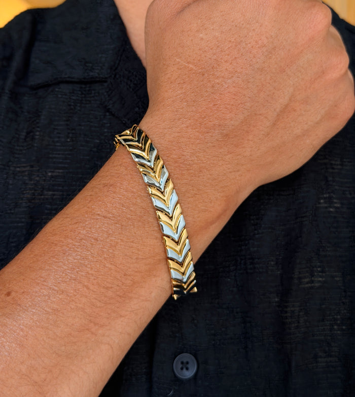 Elegant Dual‑Tone Men's Bracelet