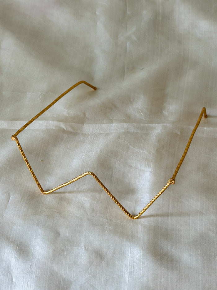 Elegant Twisted Rope Zigzag Angular Facelet