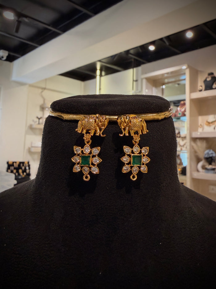Elephant Motif Green Stone Necklace Set