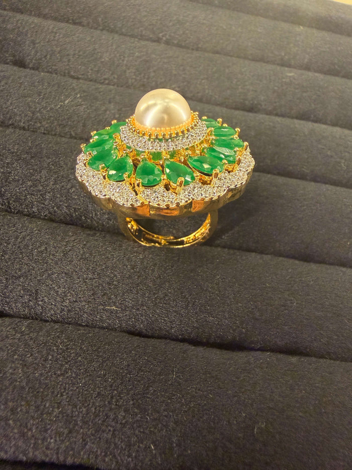 Emerald Pearl Floral Royale Ring