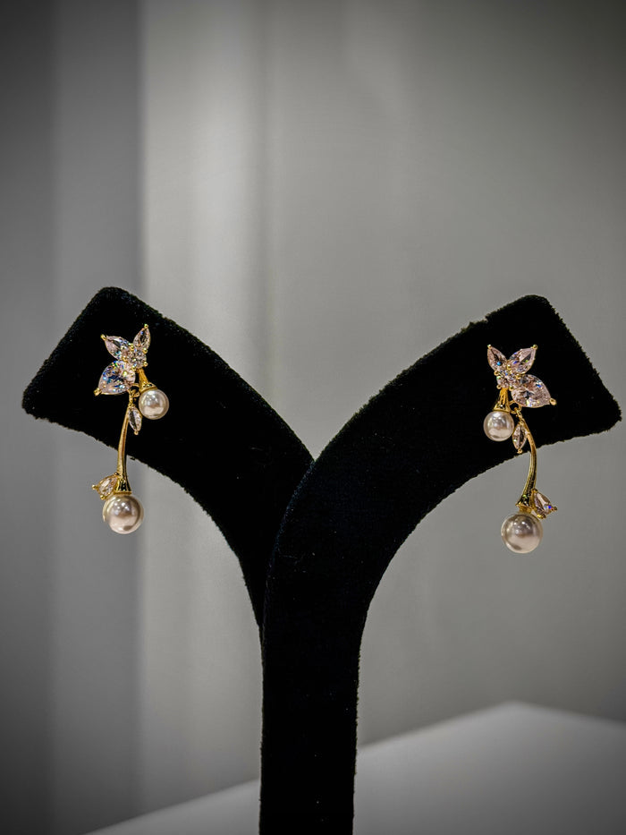 Gold Crystal Pearl Earrings Set