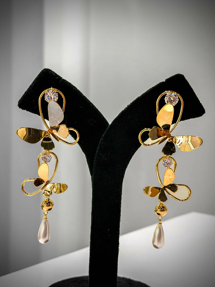 Gold Floral Drop Pearl Earrings Set A124