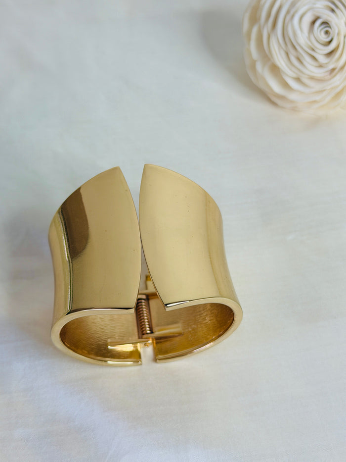 Gold-Plated Wide Split Curved Glossy Hinged Cuff Bracelet
