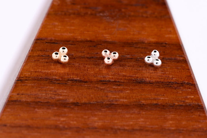 Gold Tri-bead Clusters