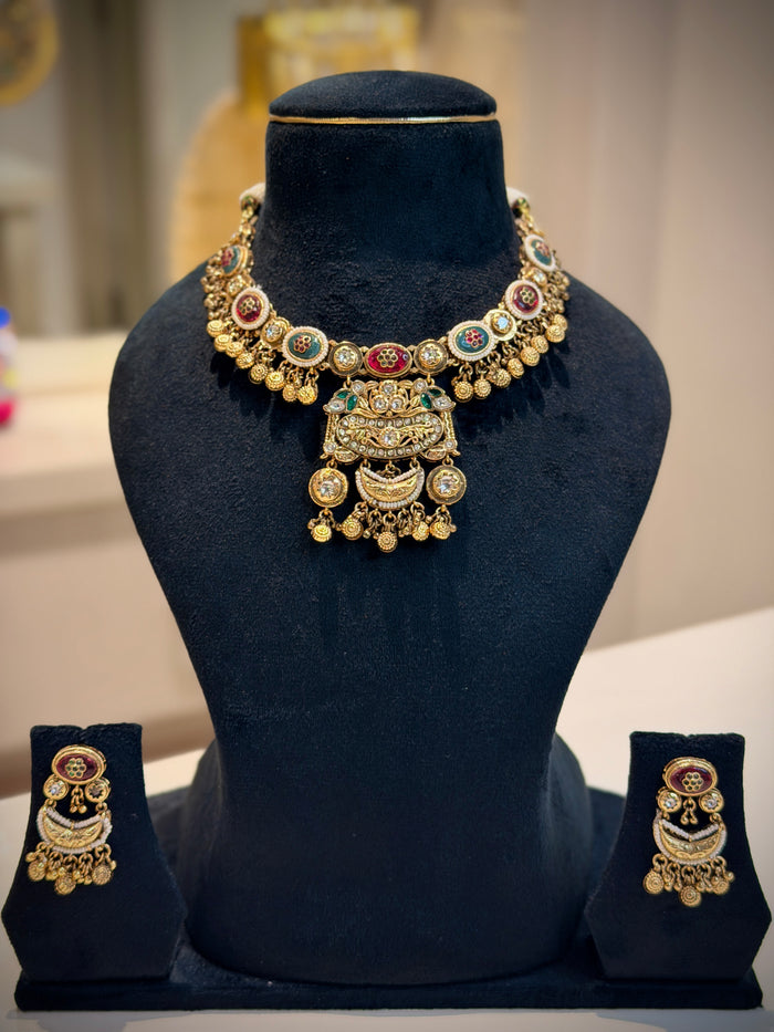 Heritage Crescent Drop Choker Set