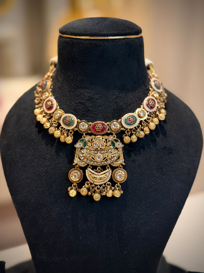Heritage Crescent Drop Choker Set