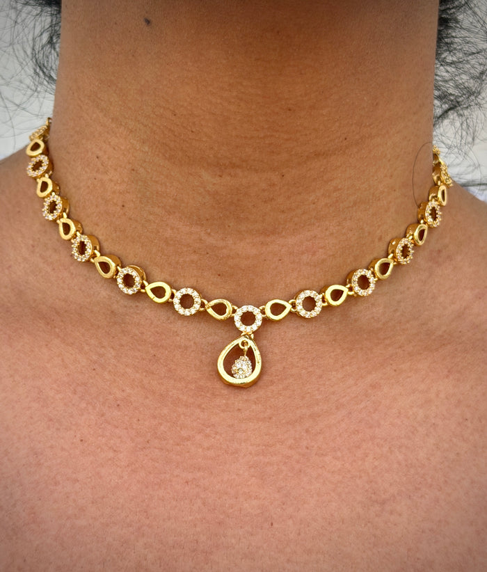 Gold necklace with a pendant