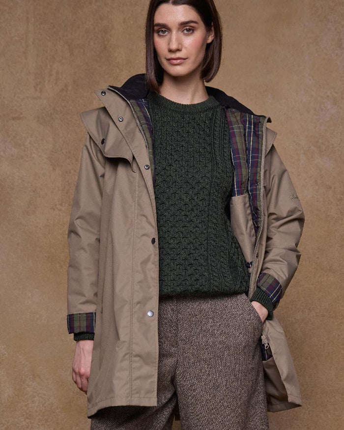 Chinchilla Coloured Jack Murphy Womens Dingle Waterproof Jacket on indoor background #colour_chinchilla
