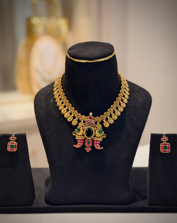Jadau Kasu Yali Motif Choker Necklace Set