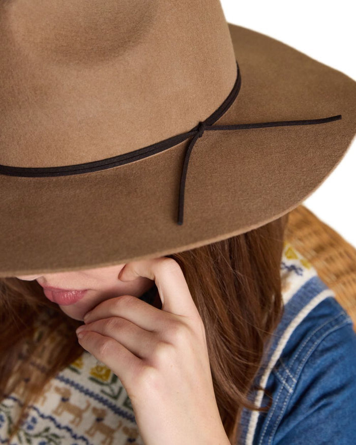Tan Brown coloured Joules Grove Wool Fedora Hat on white background #colour_tan-brown