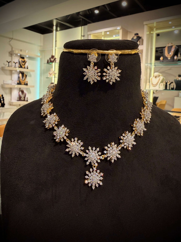 Luxe Crystal Choker Necklace Set