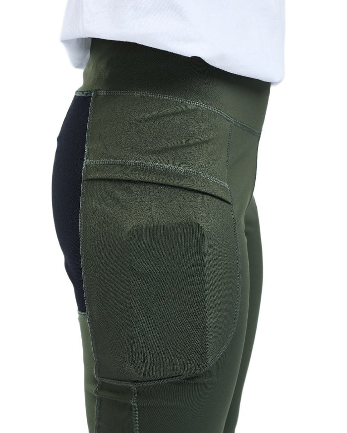 Moss Green Coloured Pinewood Womens Finnveden Active Tights 2.0 on white background #colour_moss-green