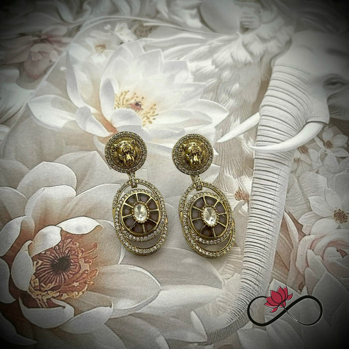 Regal Antique Oval Dangler Earrings Set