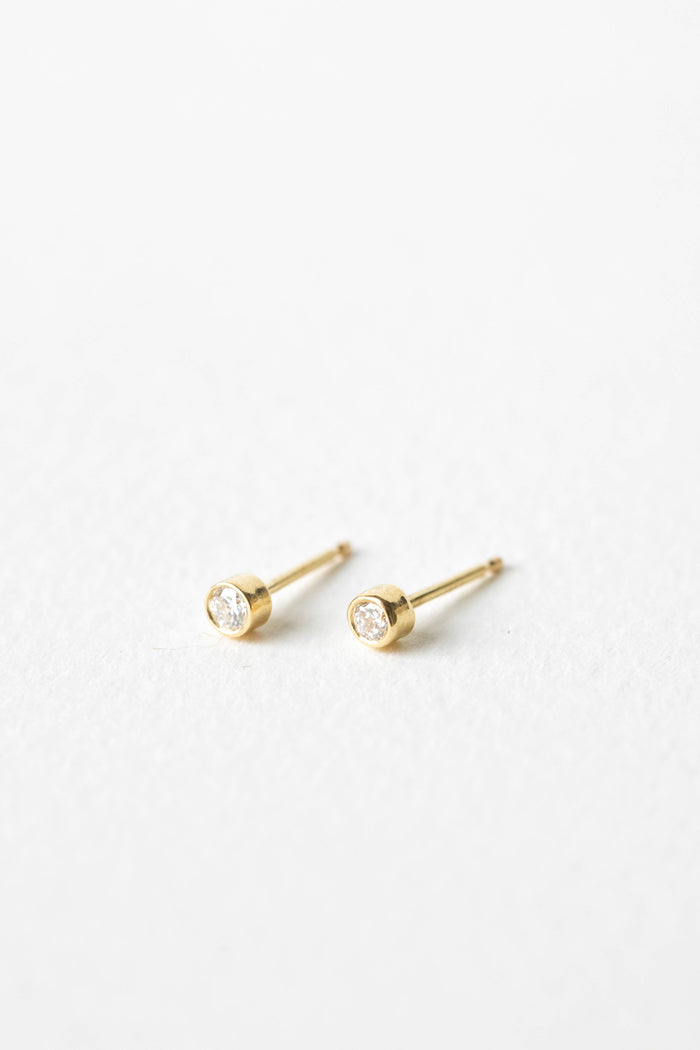 Round Bezel Studs