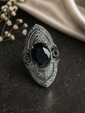 Elegant ring with a black gemstone