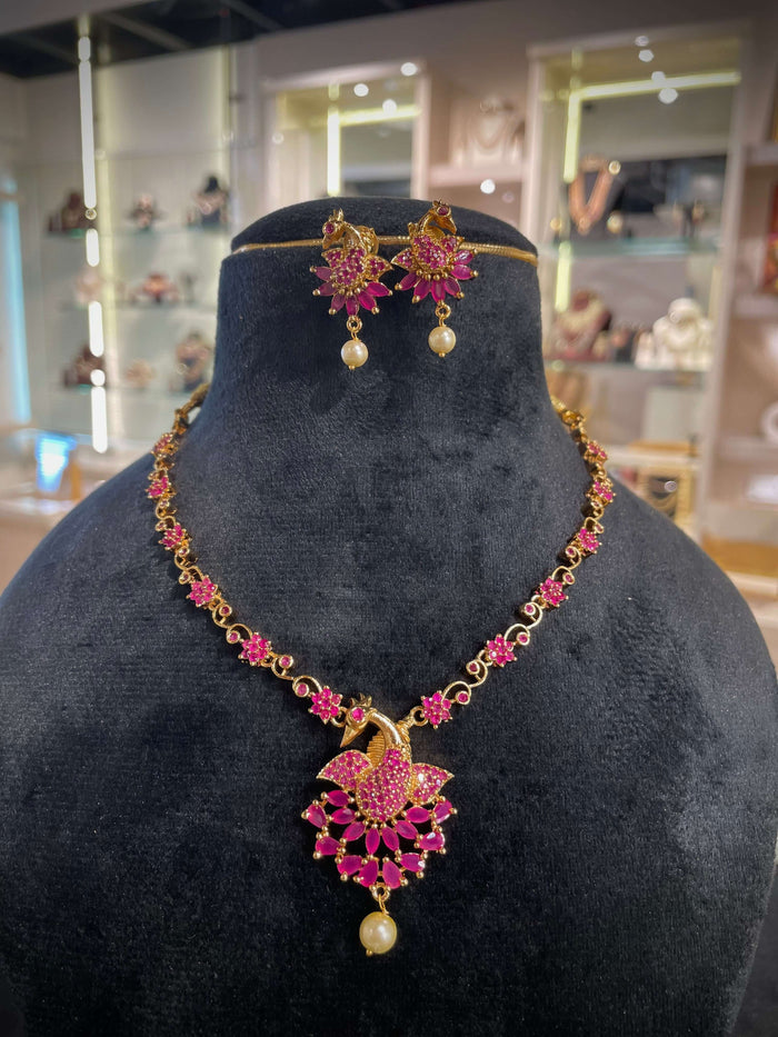 Royal Peacock With Pearl Necklace Set