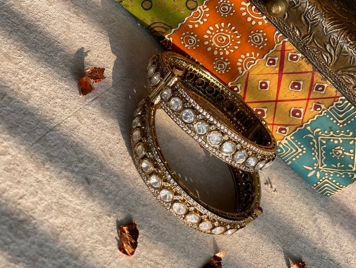 Royal Polki Glow Single Bangle Bracelet