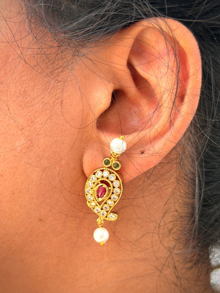 Royal Ruby Pearl Paisley Necklace Set A114