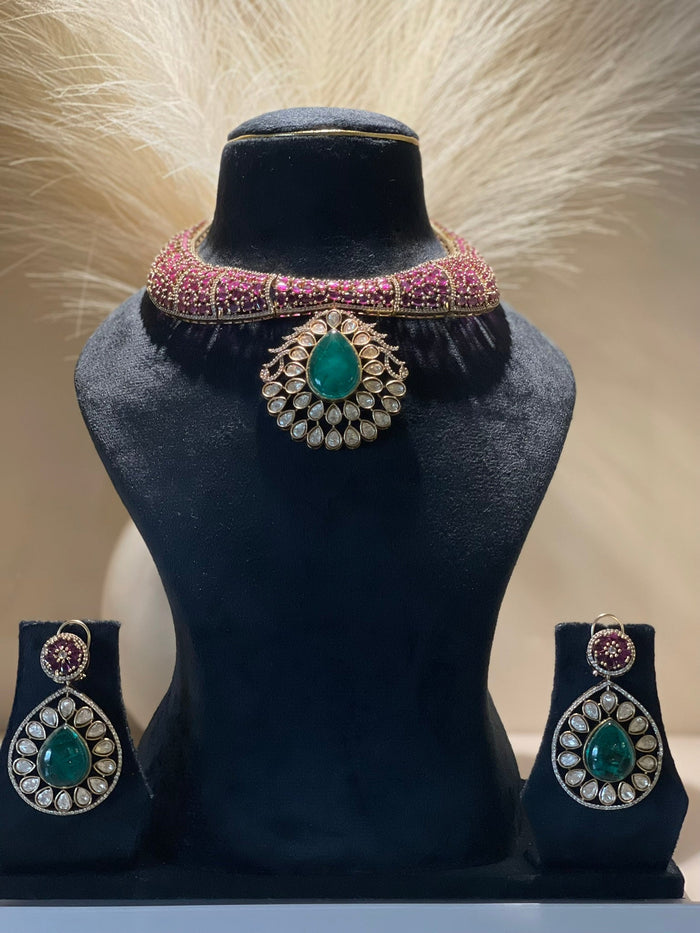 Ruby-Emerald Choker Necklace Set