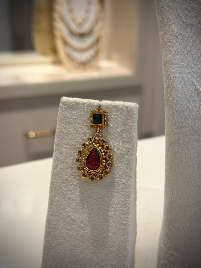 Ruby & Emerald Stone Necklace Set