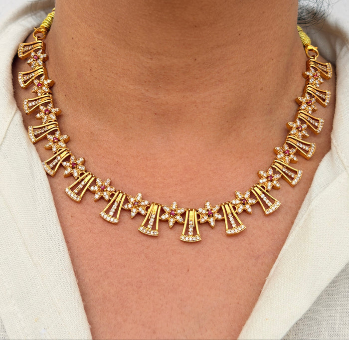 Ruby Star Short Necklace Set