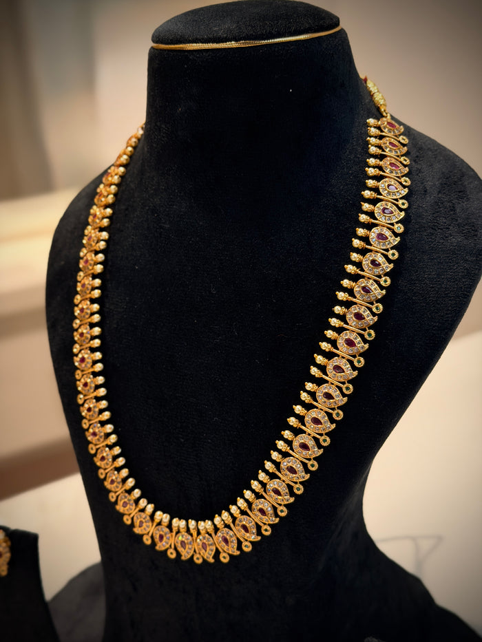 Ruby‑Emerald Mango Long Necklace Set