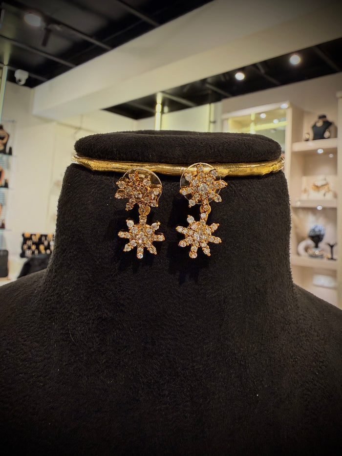 Star Floral Choker Necklace Set