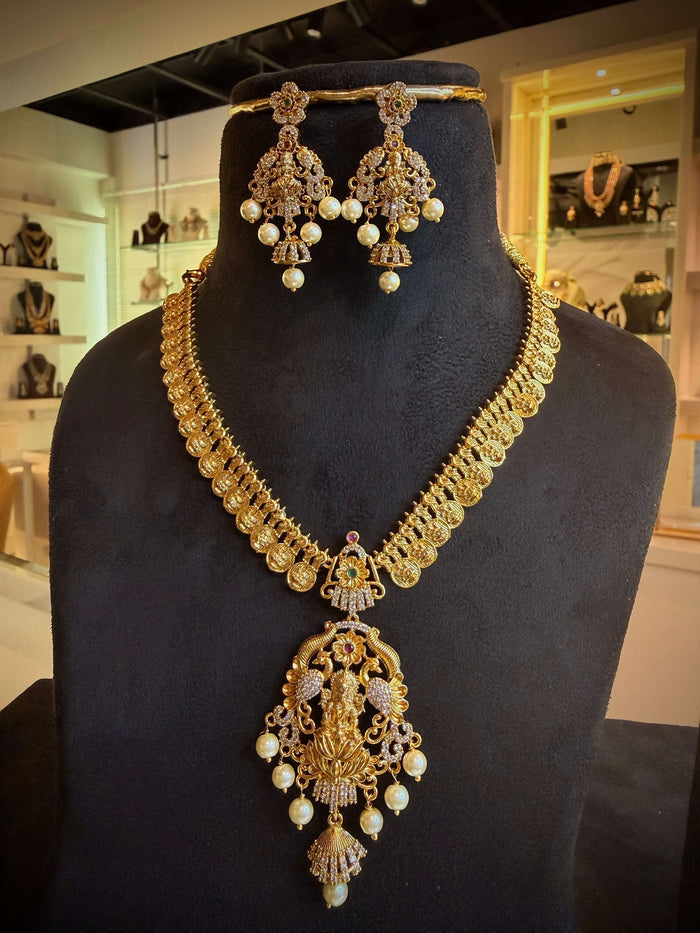Temple Kaasu Lakshmi Necklace Set A102