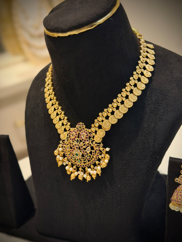 Vedic Temple Gold Lakshmi Kasu Short Necklace Set